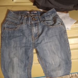 Boys Tommy Hilfiger jeans size 8 no tears no stains barely ever worn
